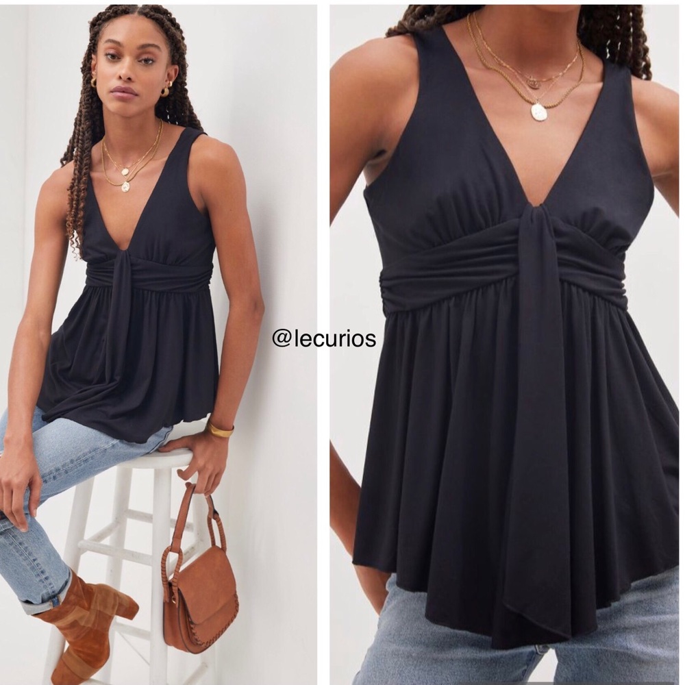 NWT Anthropologie Draped V-neck Tank. Size small. Black color.